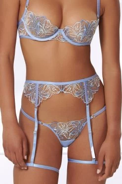 Bluebella - Lilly String - Hellblau -Unterwäsche Rabatt BLUEBELLA LILLY THONG STRING 14 1280x1280