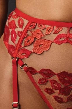 Bluebella - Marian Strapsgürtel - Rot -Unterwäsche Rabatt BLUEBELLA MARIAN STRAPSGUERTL ROT 9 1280x1280