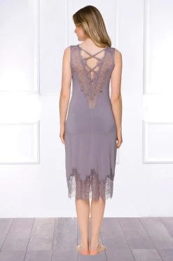 Coemi - Janel Nachthemd (lang) - Lavendel 21 Coemi - Janel Nachthemd (lang) - Lavendel -Unterwäsche Rabatt COEMI JANEL LONG NIGHTDRESS LAVENDER 11 1280x1280