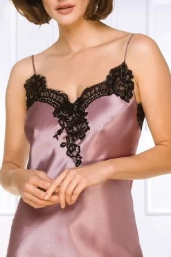 Coemi - Jemma Satin Neglige - Dusty Pink/Schwarz 14 Coemi - Jemma Satin Neglige - Dusty Pink/Schwarz -Unterwäsche Rabatt COEMI JEMMA NIGHTDRESS DUSTY PINK BLACK 1 1280x1280