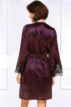 Coemi - Jemma Satin Kimono - Damson/Schwarz 13 Coemi - Jemma Satin Kimono - Damson/Schwarz -Unterwäsche Rabatt COEMI JEMMA ROBE 7 1280x1280