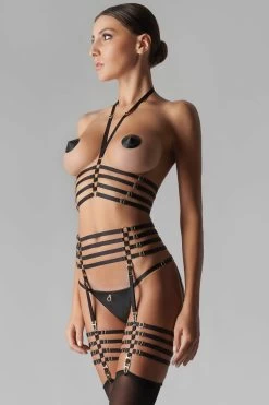 Maison Close - Chambre Noire Strapsgürtel - Schwarz -Unterwäsche Rabatt MAISON CLOSE CHAMBRE NOIRE STRAPPY GARTER BELT 3 1280x1280