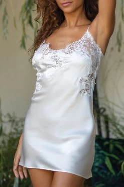 Marjolaine - Justine Seiden Negligé - Champagner