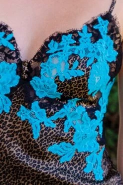 Marjolaine - Seiden Negligee - Animal Print -Unterwäsche Rabatt MARJOLAINE SEIDEN NEGLIGEE 4OMA0100 PANTHER 5 1280x1280